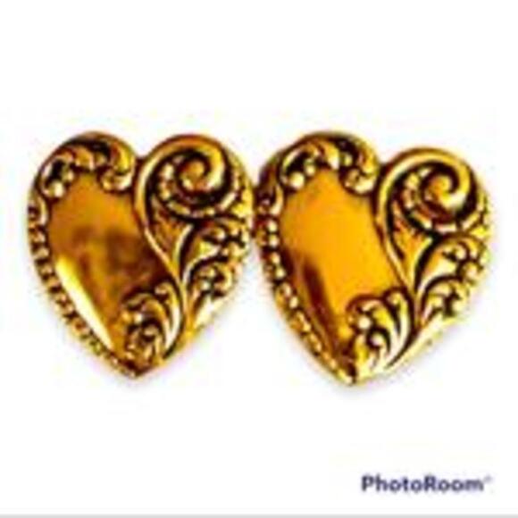 Etruscan Heart Stud Earrings Large Faux Gold Vintage - Picture 2 of 2